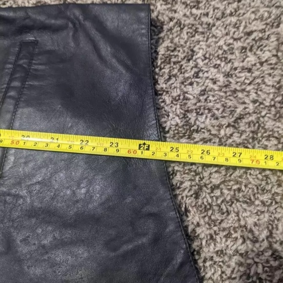 IRVINE PARK Leather Motorcycle Vest XL Mens Vtg Black Leather BIKER Vest - Picture 9 of 11